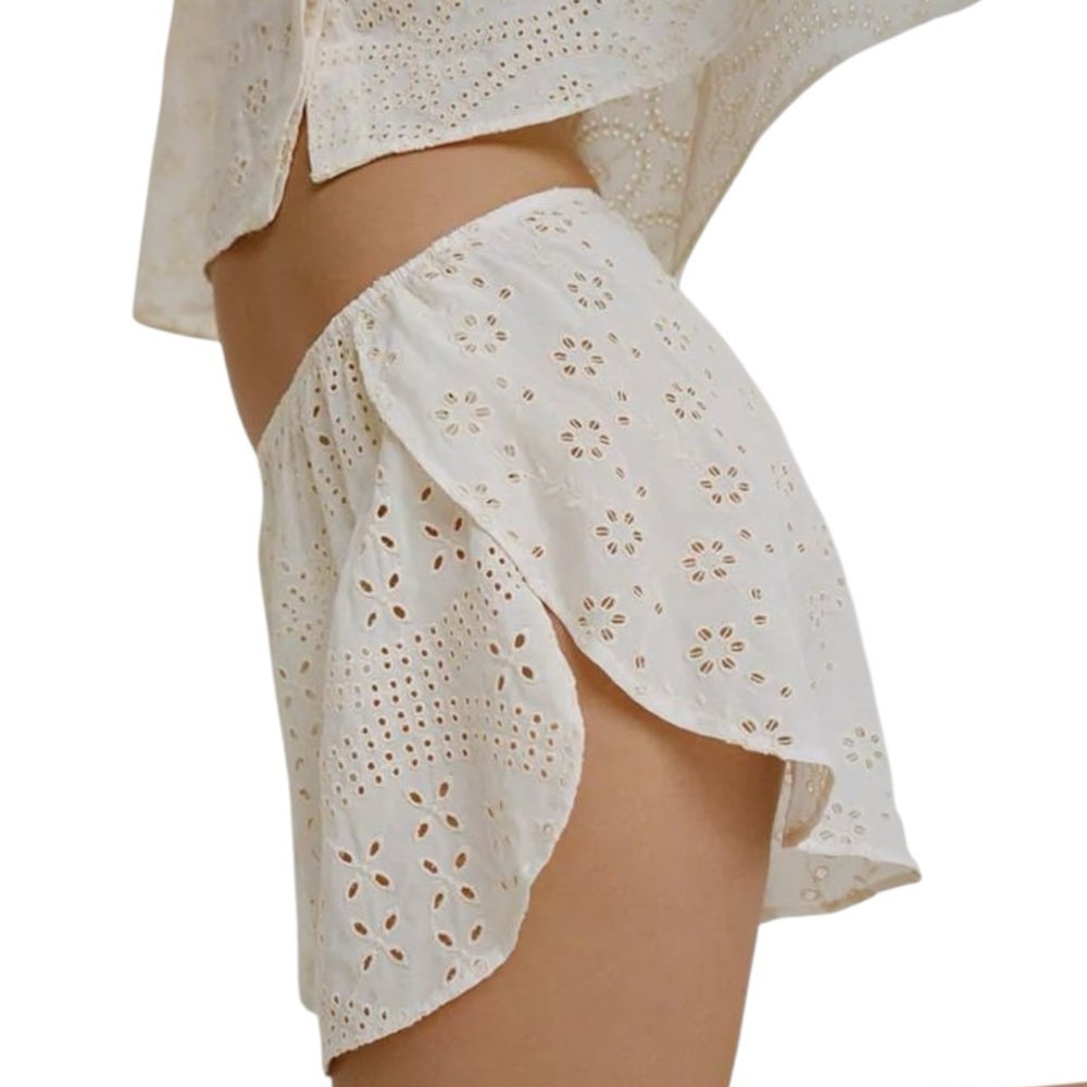 Women’s Zara Eyelet Embroidered Lingerie Shorts Size L